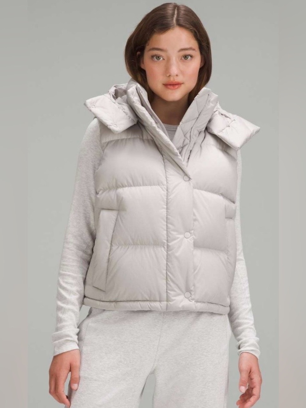 LULULEMON WUNDER PUFF CROPPED DOWN VEST IN LIGHT GRAY